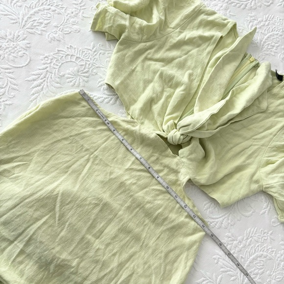 NWOT Lulus Summer Journey Light Green Tie-Front Cutout Midi Dress Medium - Picture 7 of 7